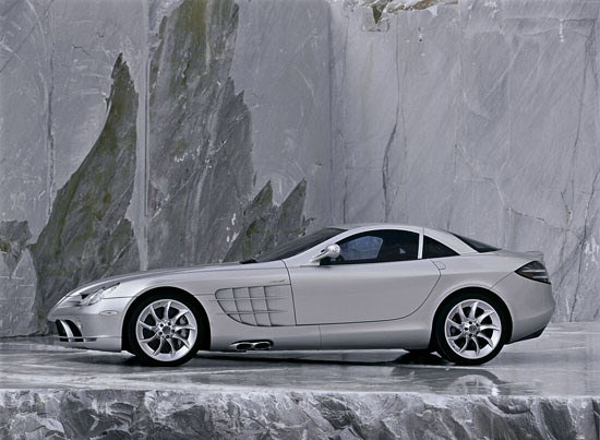 Der MercedesBenz SLR McLaren der neue Silberpfeil 